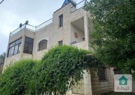 شقة أرضية استثمارية للبيع 