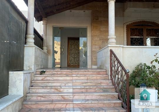 شقة للبيع في اربد حي الراهبات مساحه ٢١٠