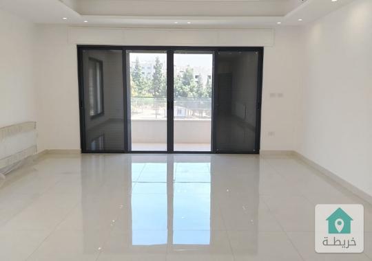 شقة مميزة جديدة للبيع دير غبار 