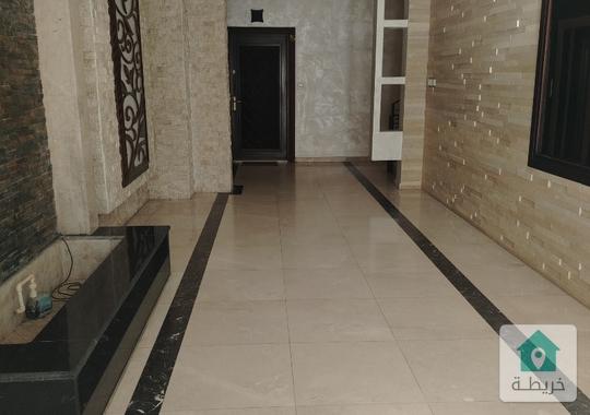 شقة بسعر مميز للبيع دير غبار 246 متر